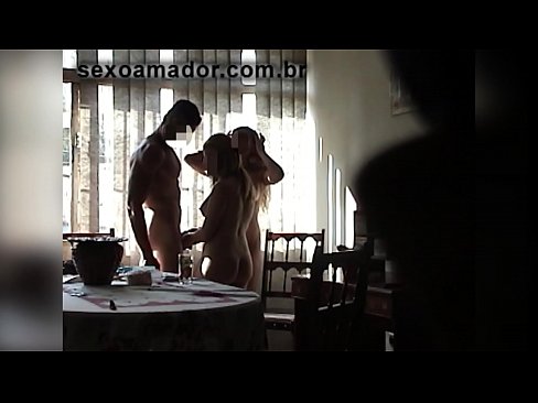 ❤️ Babaturan séks ngajak saurang lalaki raksasa sareng tiluan sareng anjeunna ❤ porno di urang ️❤